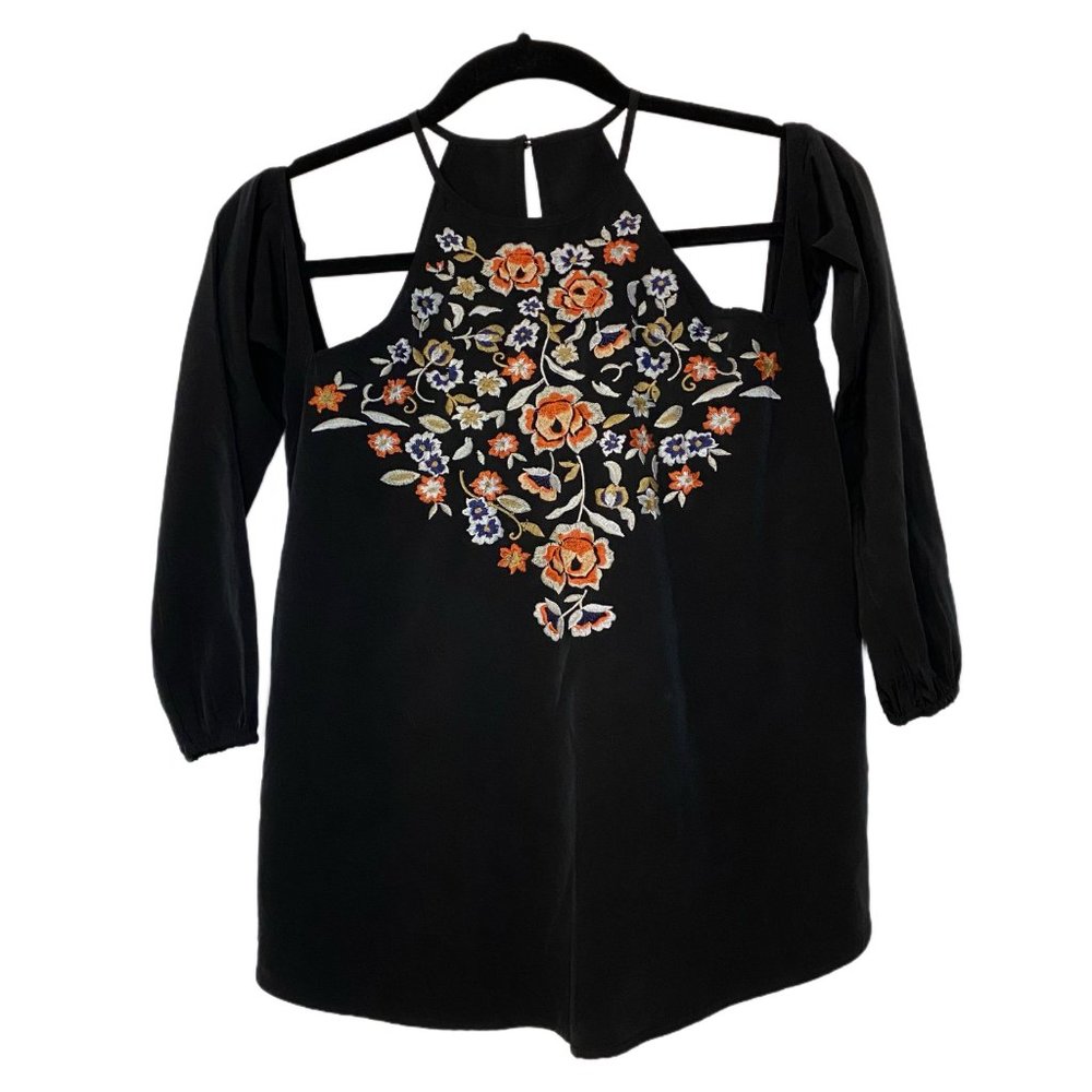 Abercrombie & Fitch Embroidered Off-the-Shoulder Blouse Size XS